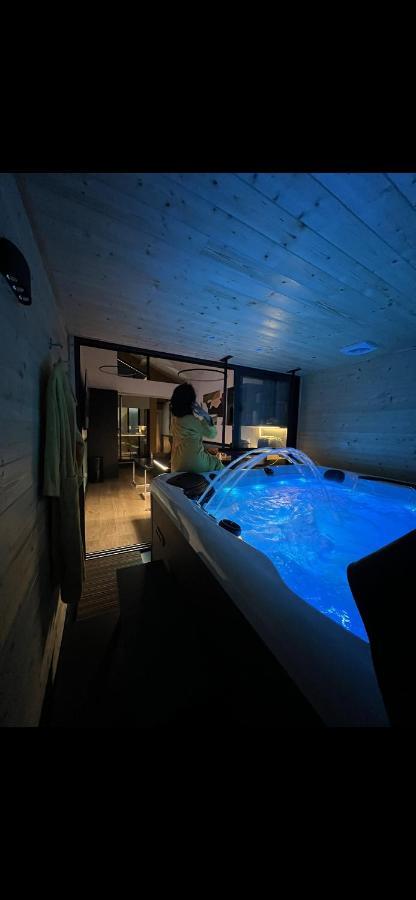 Les Suites De Stanislas Jacuzzi & Spa Nancy Extérieur photo